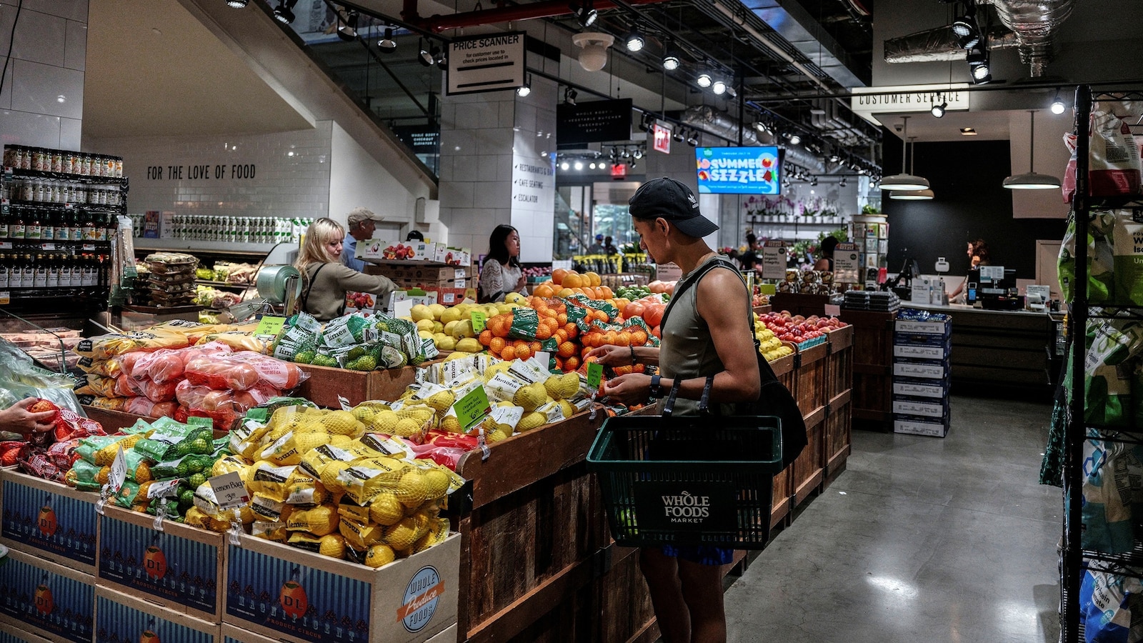 Inflation Report: Are We Headed For A Recession? Experts Weigh In - tb3s5zj