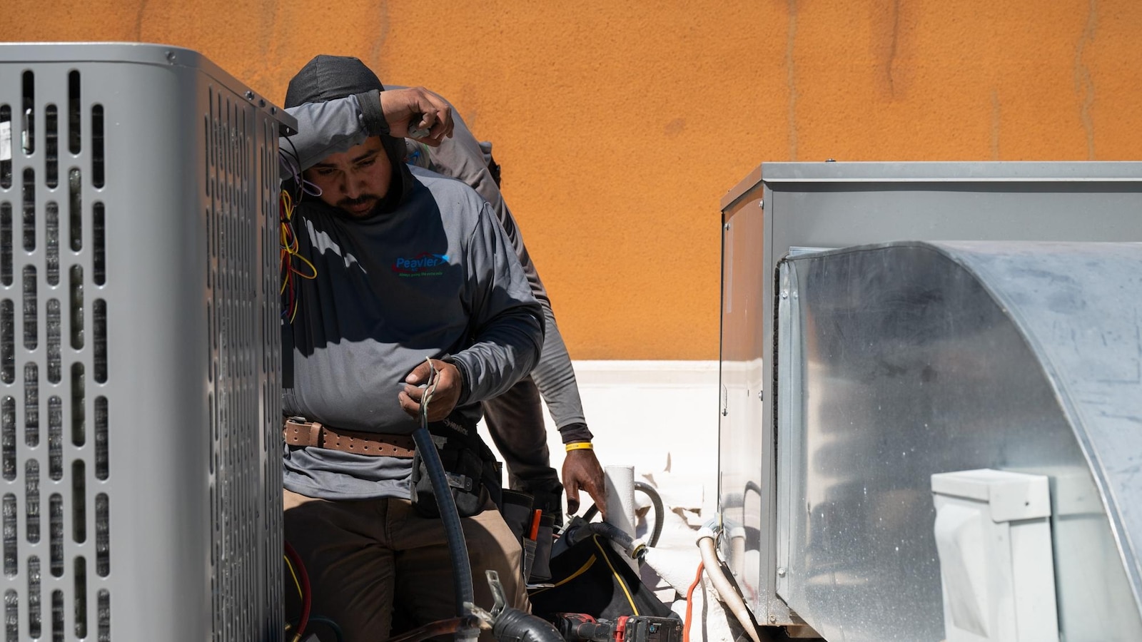 Record-smashing heat spreads: 'Basically the entire US is going to be hot'