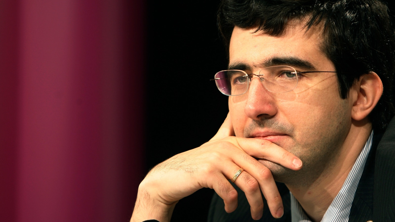 Chess federation suspends former world champion who accused Naroditsky of cheating Chess federation suspends former world champion who accused Naroditsky of cheating