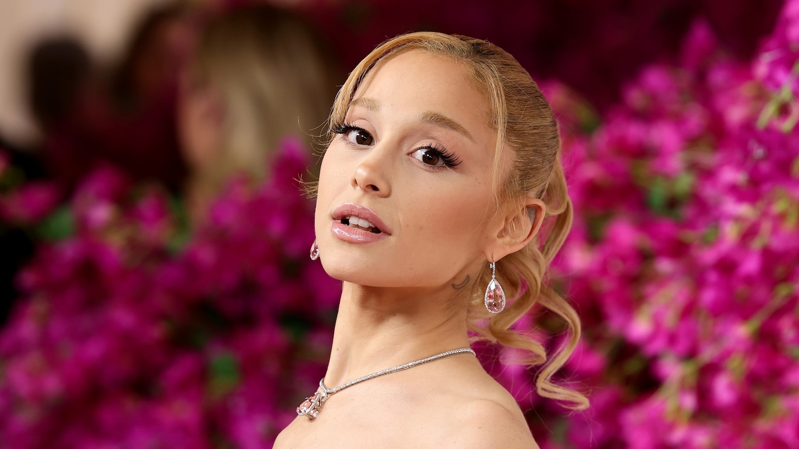 GRANDE-GTY-AB-251031_1761933278394_hpMai