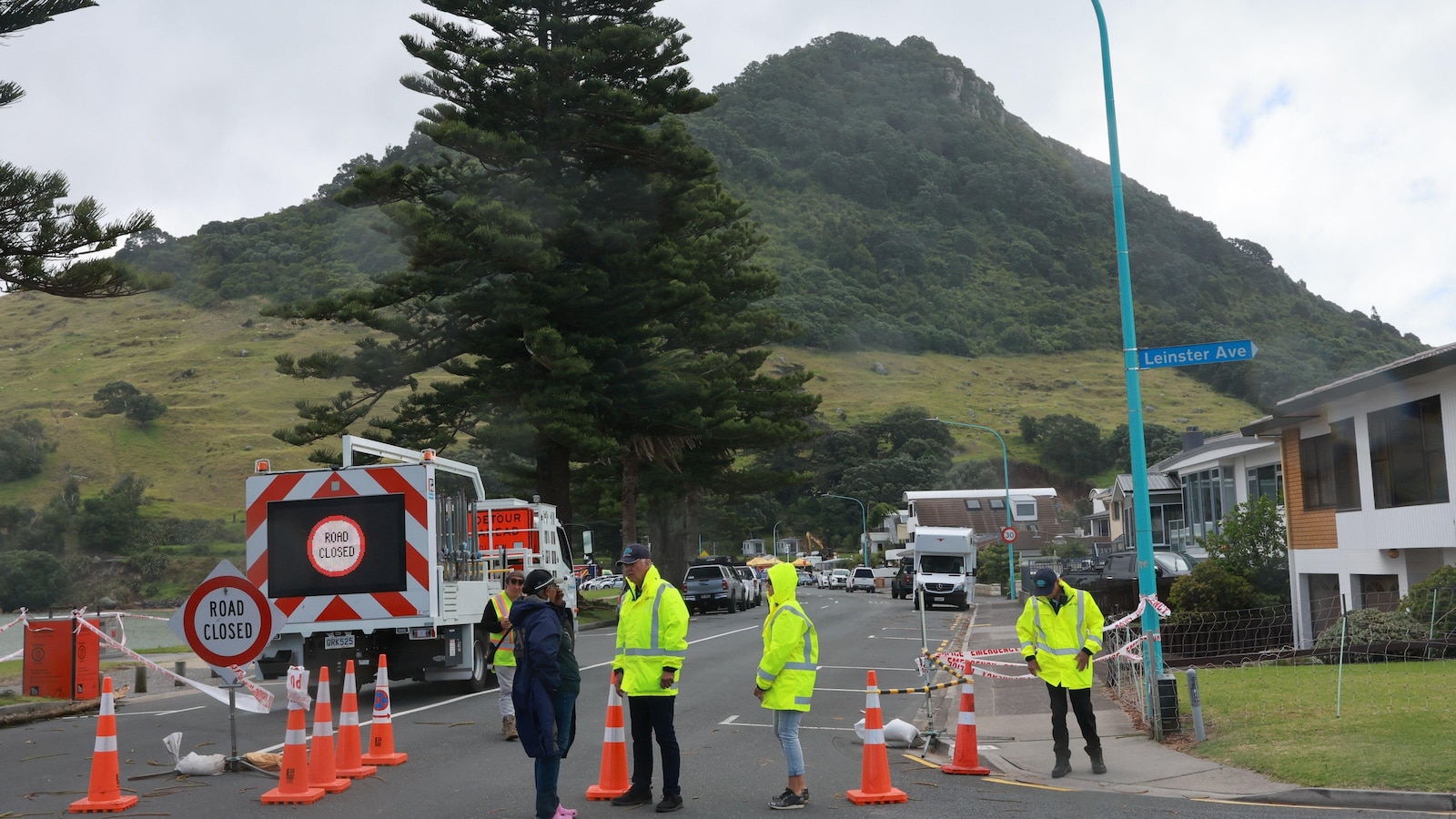 Reddingspogingen aan de gang nadat aardverschuivingen een camping en huis in Nieuw-Zeeland troffen