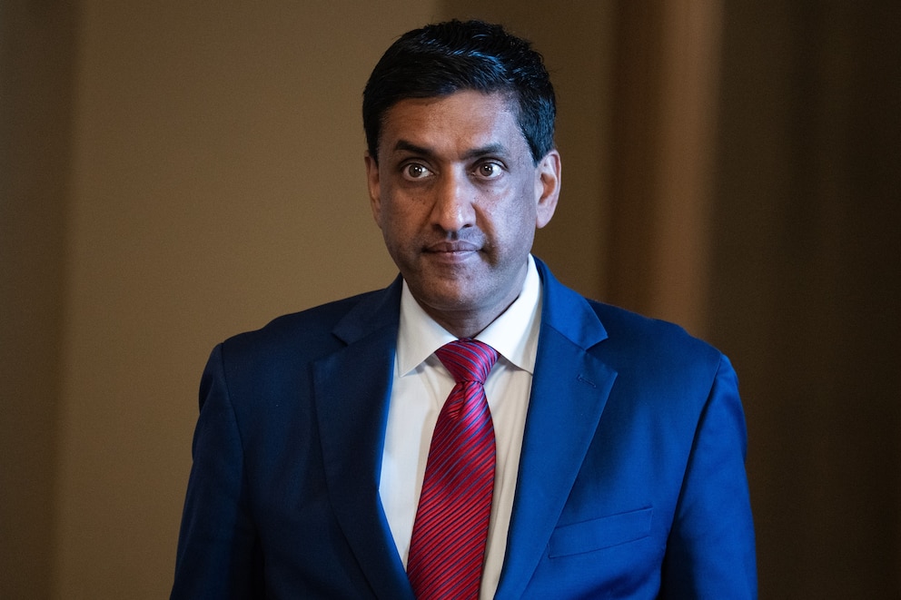 PHOTO: Ro Khanna 10/7/25