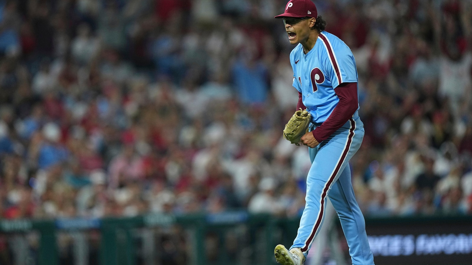 Luzardo’s 10-strikeout gem after rugged start helps Phillies sweep Mets to extend NL East lead