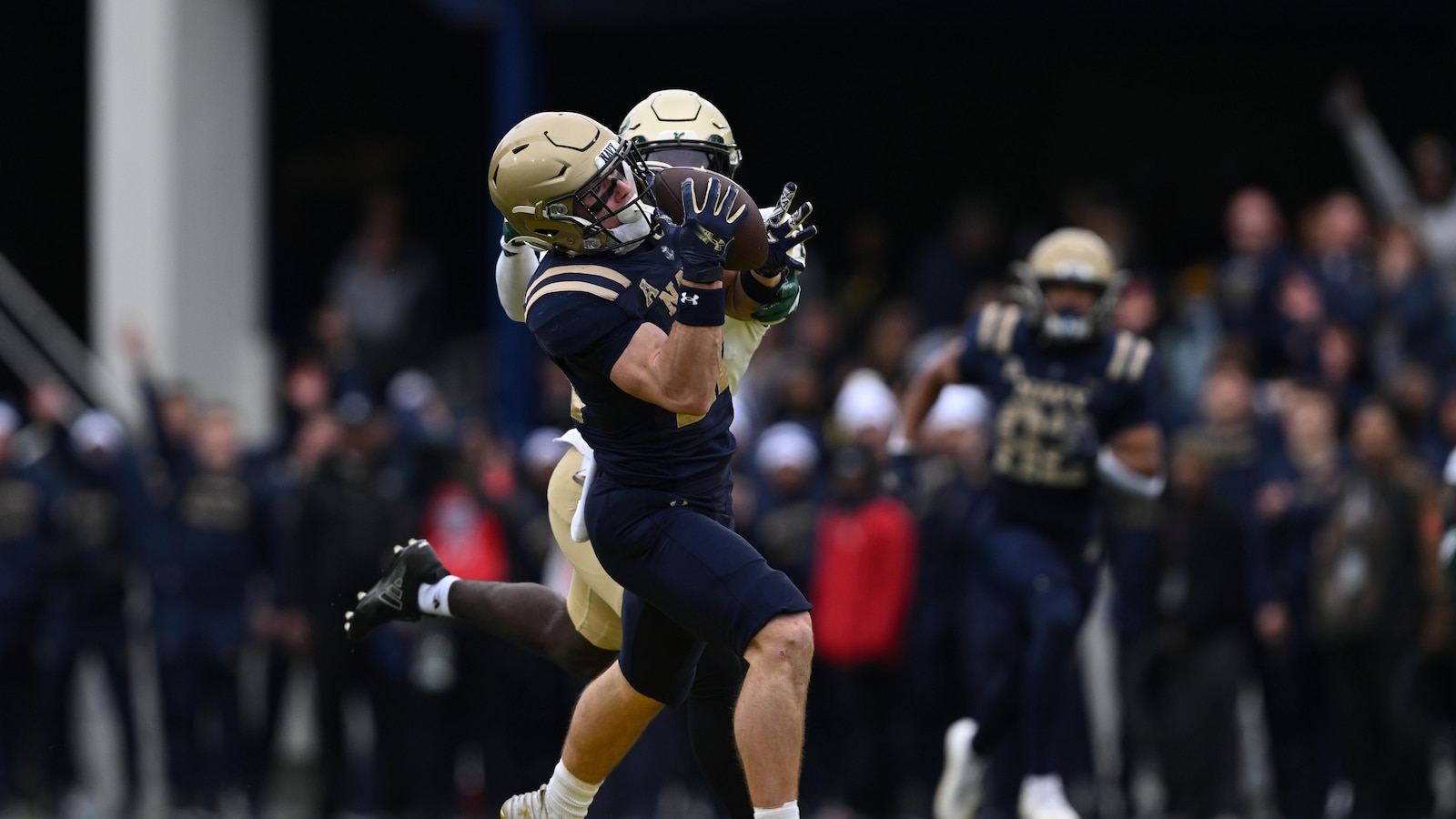 Heidenreich becomes Navy's all-time receiving yards leader as Midshipmen beat No. 25 South Florida