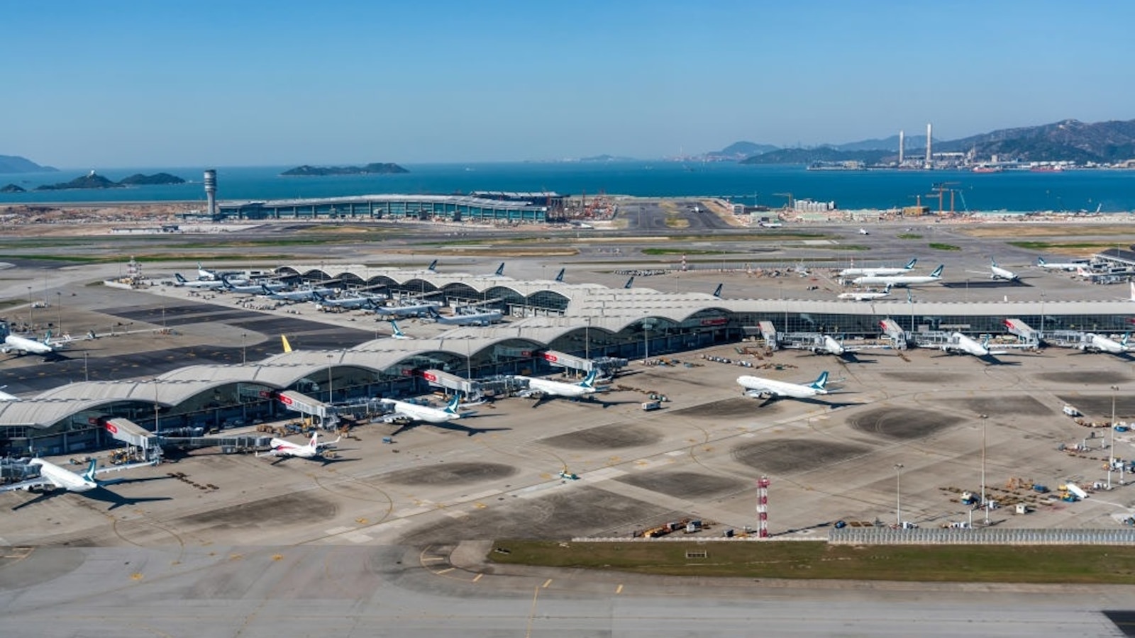 Emirates 747 Skids Off Hong Kong Runway; Two Dead