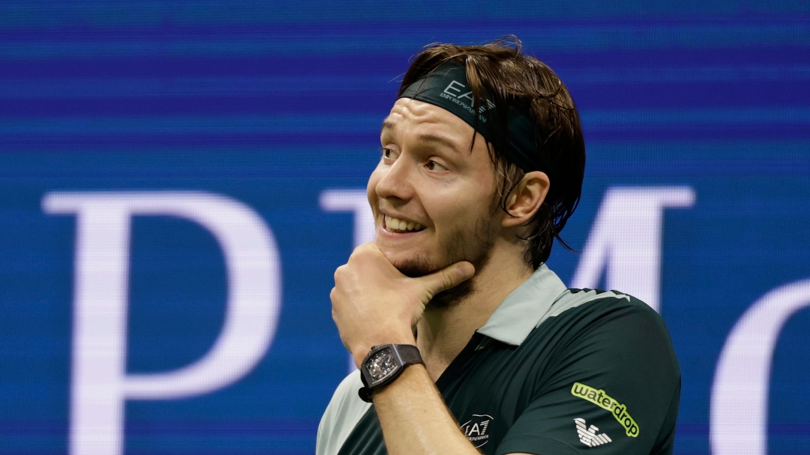 Defending Champion Sinner Dominates Bublik, Reaches US Open Quarterfinals