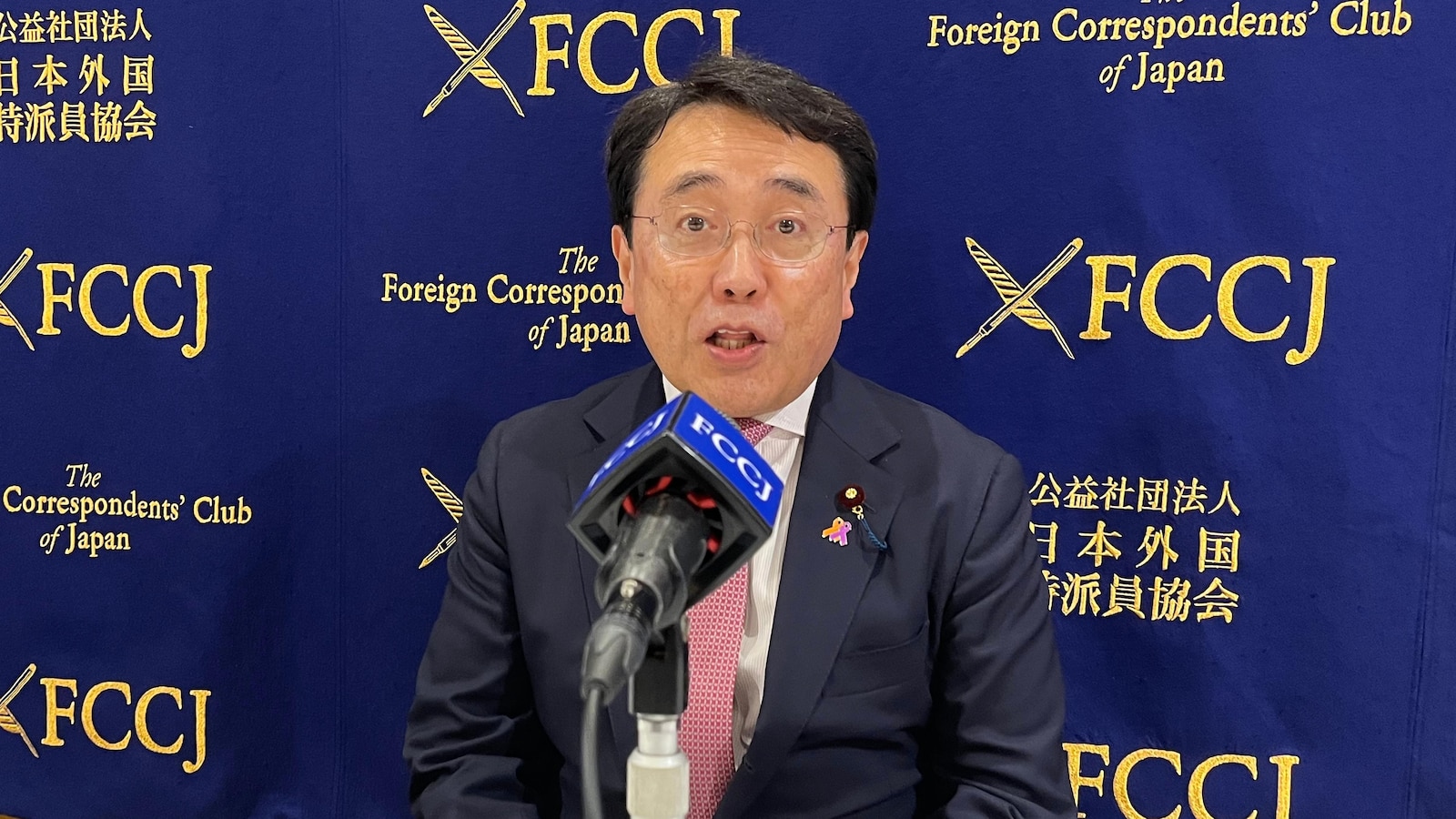 Japan's lead trade negotiator defends tariffs deal with the US
