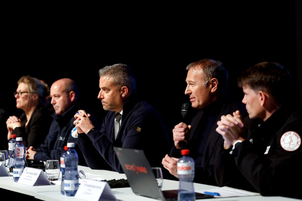 PHOTO: Pierre-Antoine Lengen, head of the Swiss Judicial Police, speaks during a press conference following a fire at the "Le Constellation" bar, during a New Year's Eve party in Crans-Montana, in Sion, Switzerland, Jan. 2, 2026. 