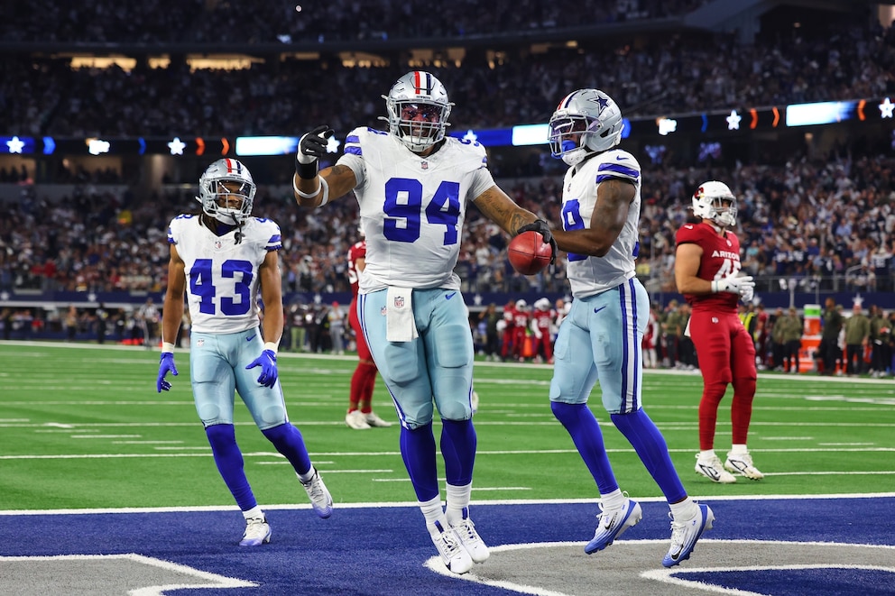 PHOTO: Dallas Cowboys defensive end Marshawn Kneeland celebrates after recovering a blocked punt for a touchdown in the first half of an NFL football game against the Arizona Cardinals Monday, Nov. 3, 2025, in Arlington, Texas.