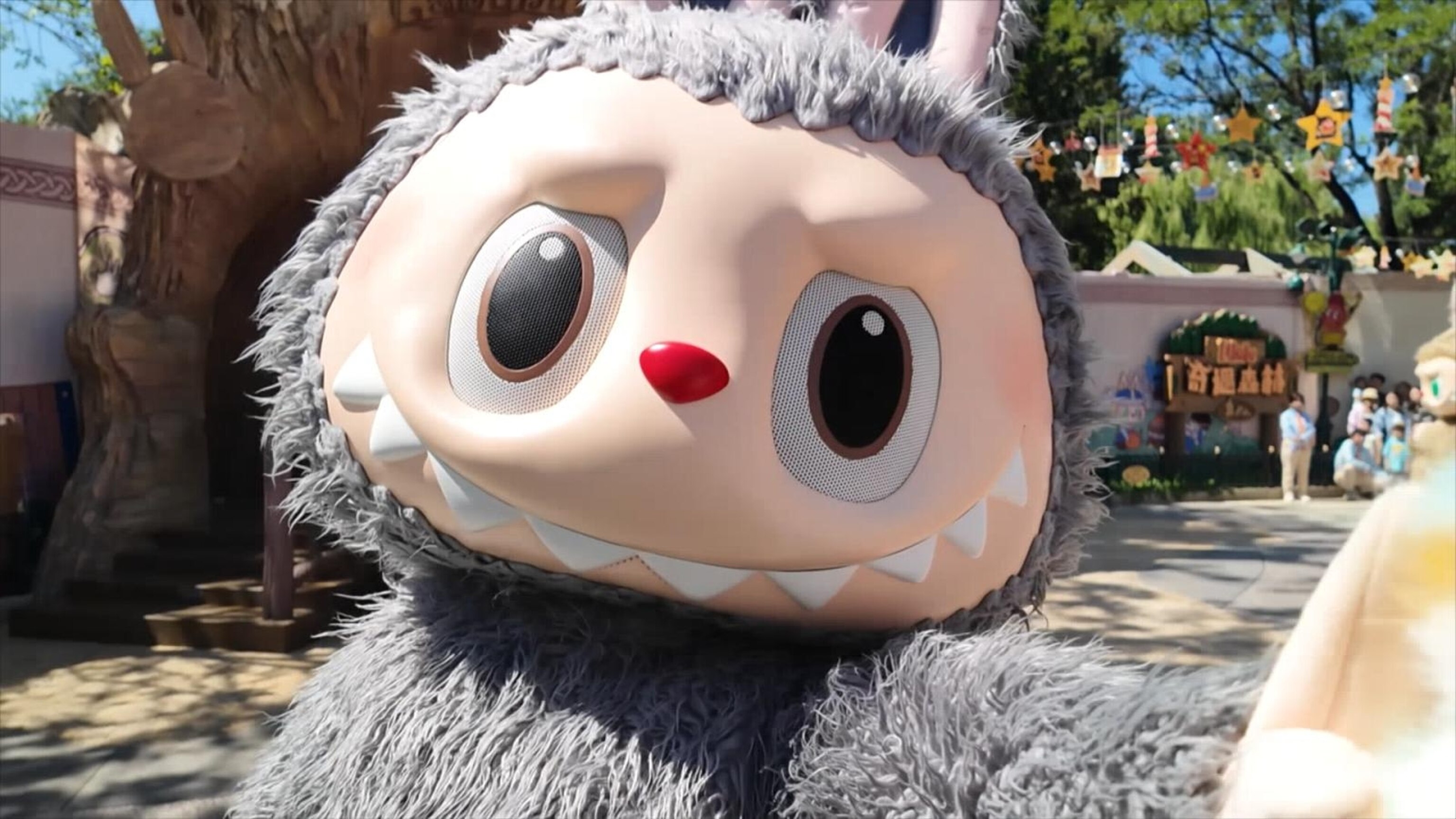 ぴ*ろ様 POPMART Labubu パズル Playful  頭部 ぴ*ろ様 POPMART Labubu パズル Playful 頭部 Video Lifesize Labubus