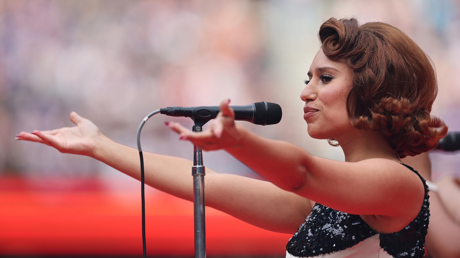 Elton John, Olivia Rodrigo, Doja Cat, Questlove, Twenty One Pilots and Raye to present at Rock Hall  abcnews.go.com