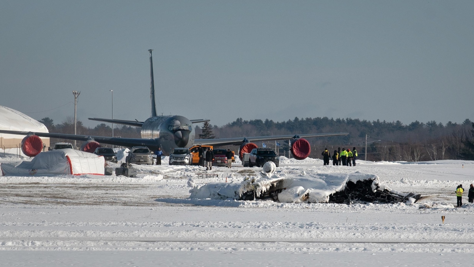 Investigation into Maine plane crash that killed 6 held back by winter weather