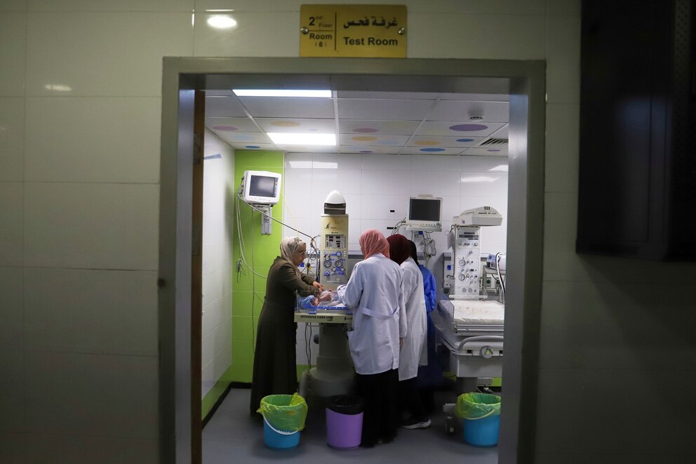 PHOTO: Middle East Wars Gaza Premature Babies