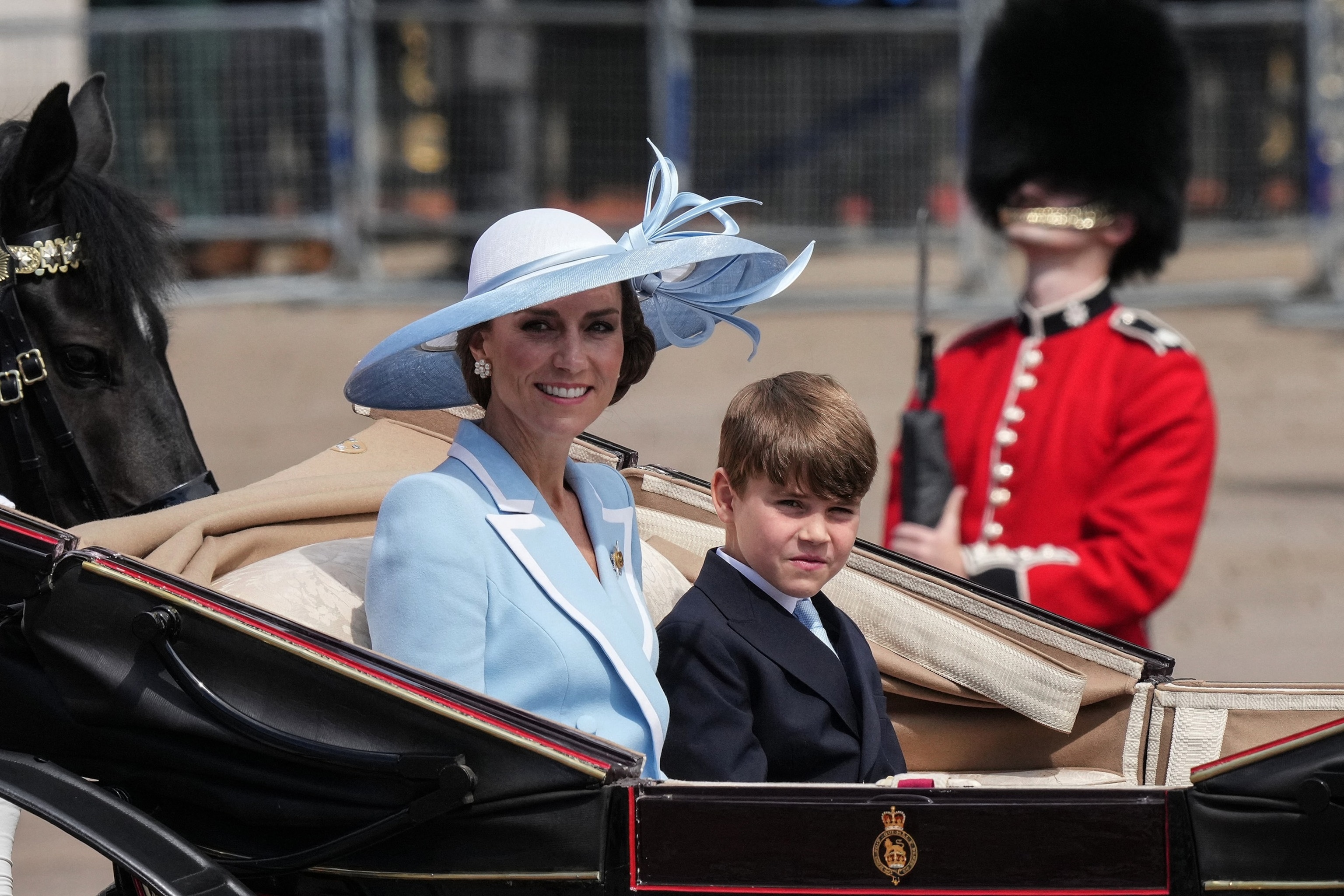PHOTO: BRITAIN-ROYALS-TROOPING