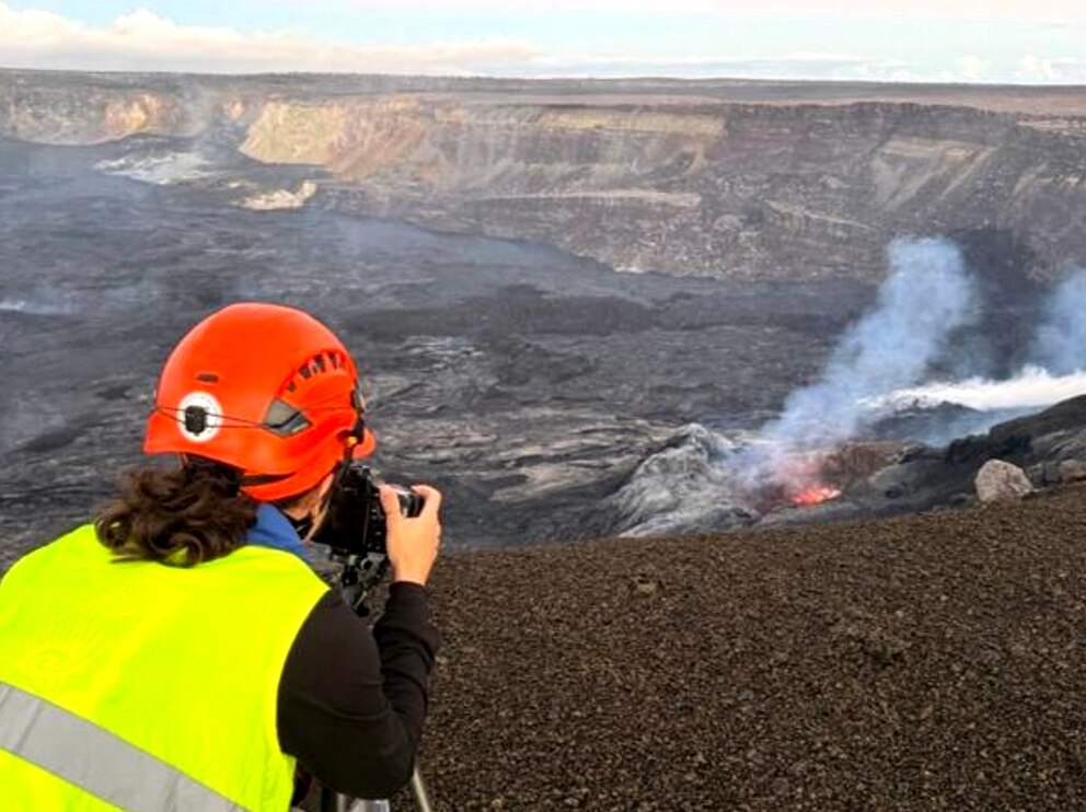 PHOTO: On Aug. 18, 2025, two USGS scientists and two researchers from the University of Colorado hiked to an overview of the north vent in Halemaʻumaʻu crater at Kīlauea volcano to confirm if lava was moving up inside the vent. 