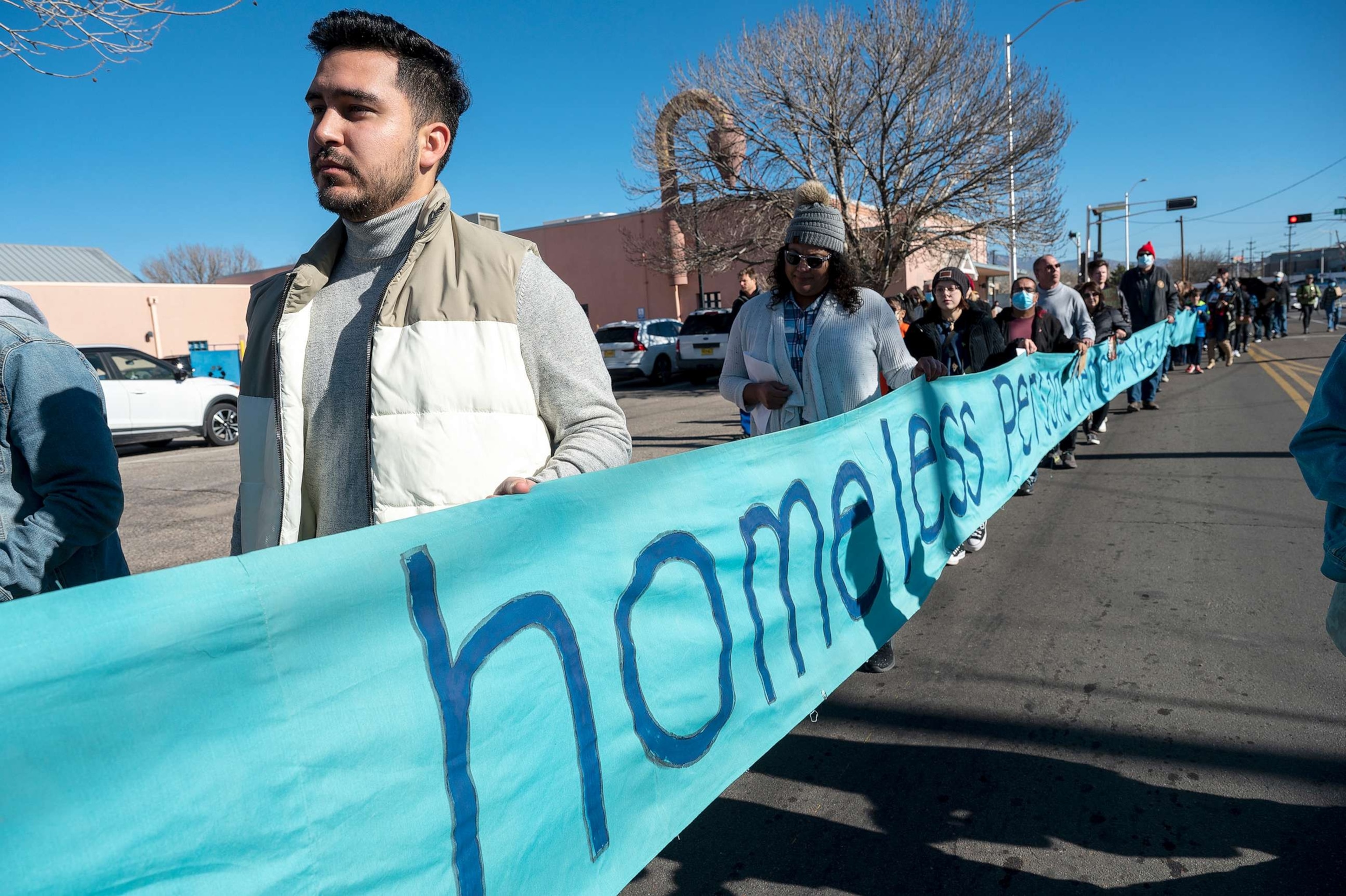 westside homeless shelter phone albuquerque nm        
        <figure class=