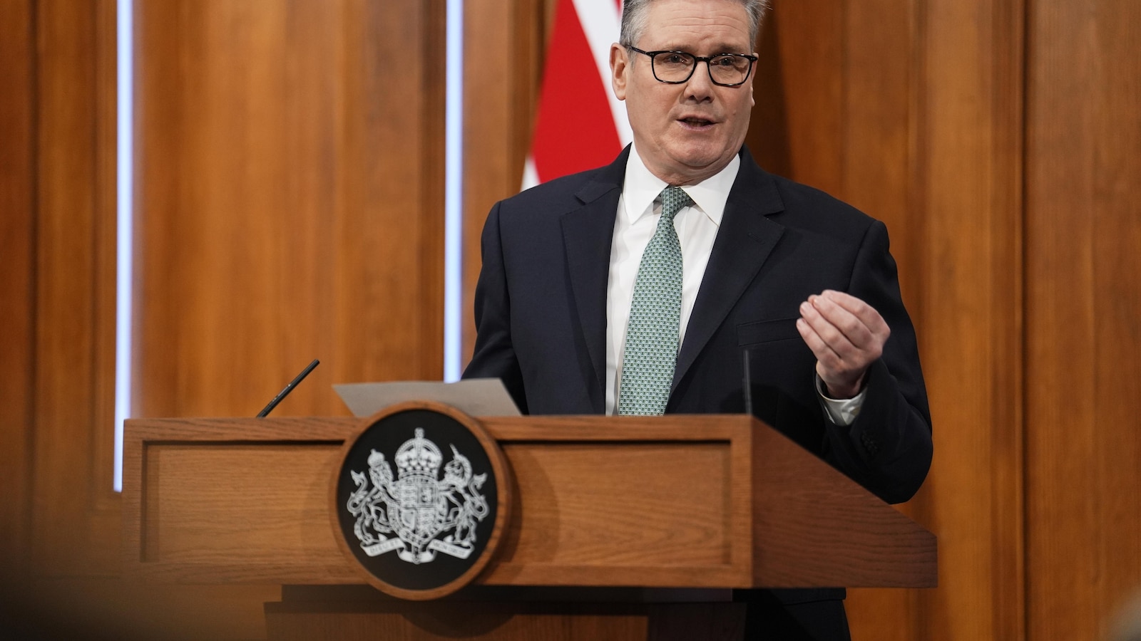 British leader says ’no option off the table’ as UK considers Australia-style teen social media ban