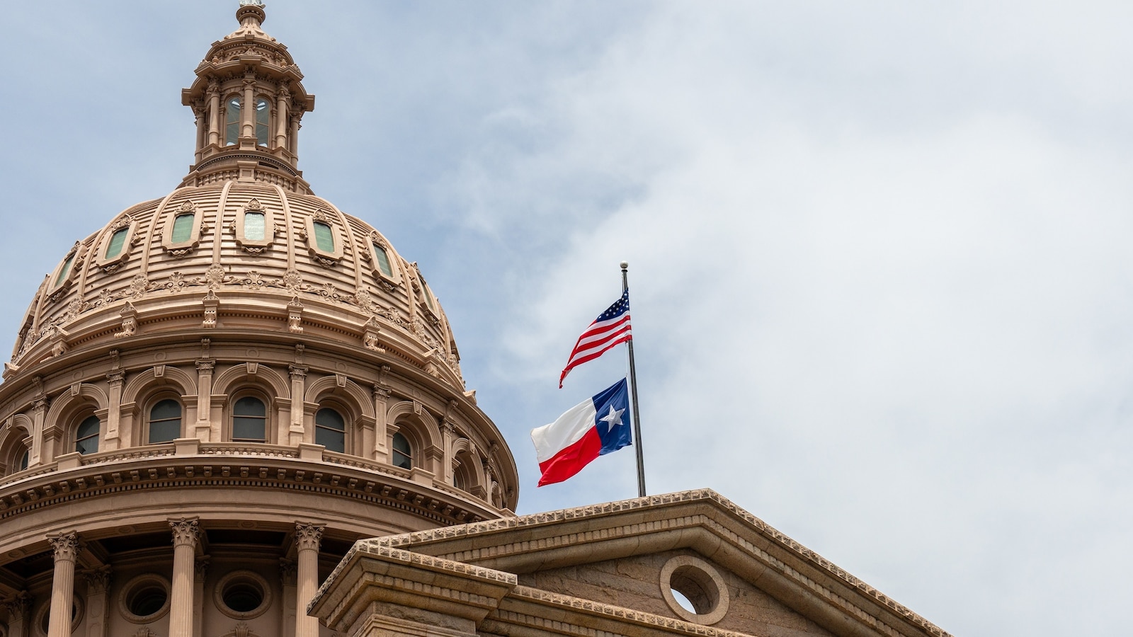 Texas Democrats Confirm Return as Abbott Prepares for Second Special Session on Redistricting