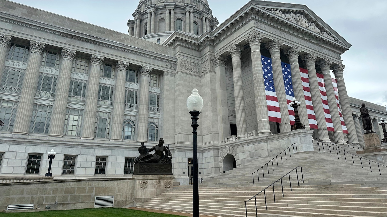Missouri governor repeals paid sick leave law approved last year by voters