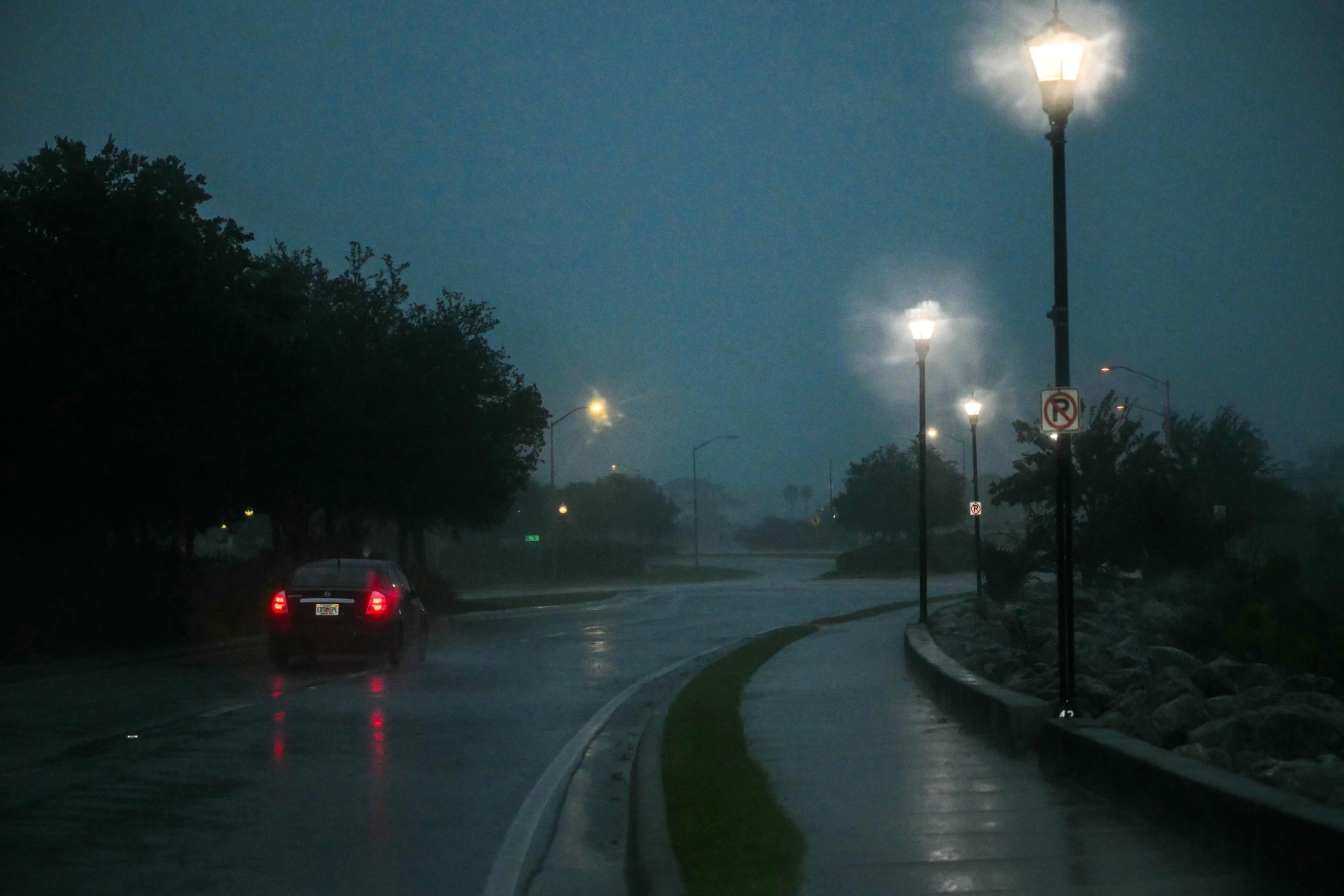 PHOTO: US-WEATHER-HURRICANE