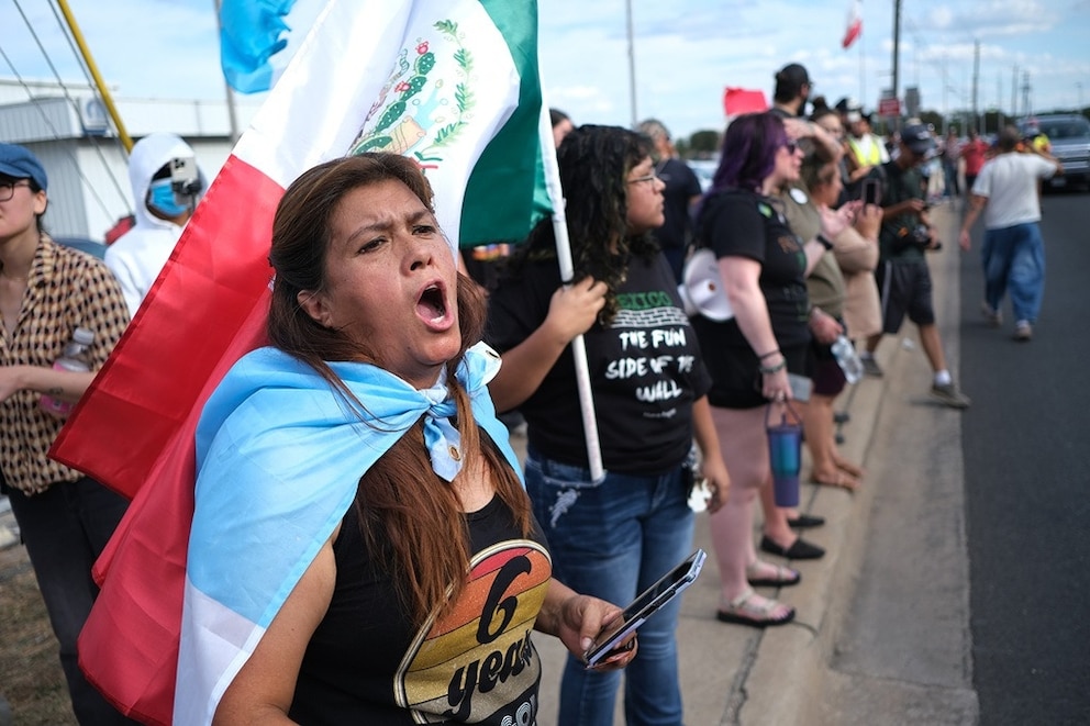 PHOTO: ICE Shooting Austin