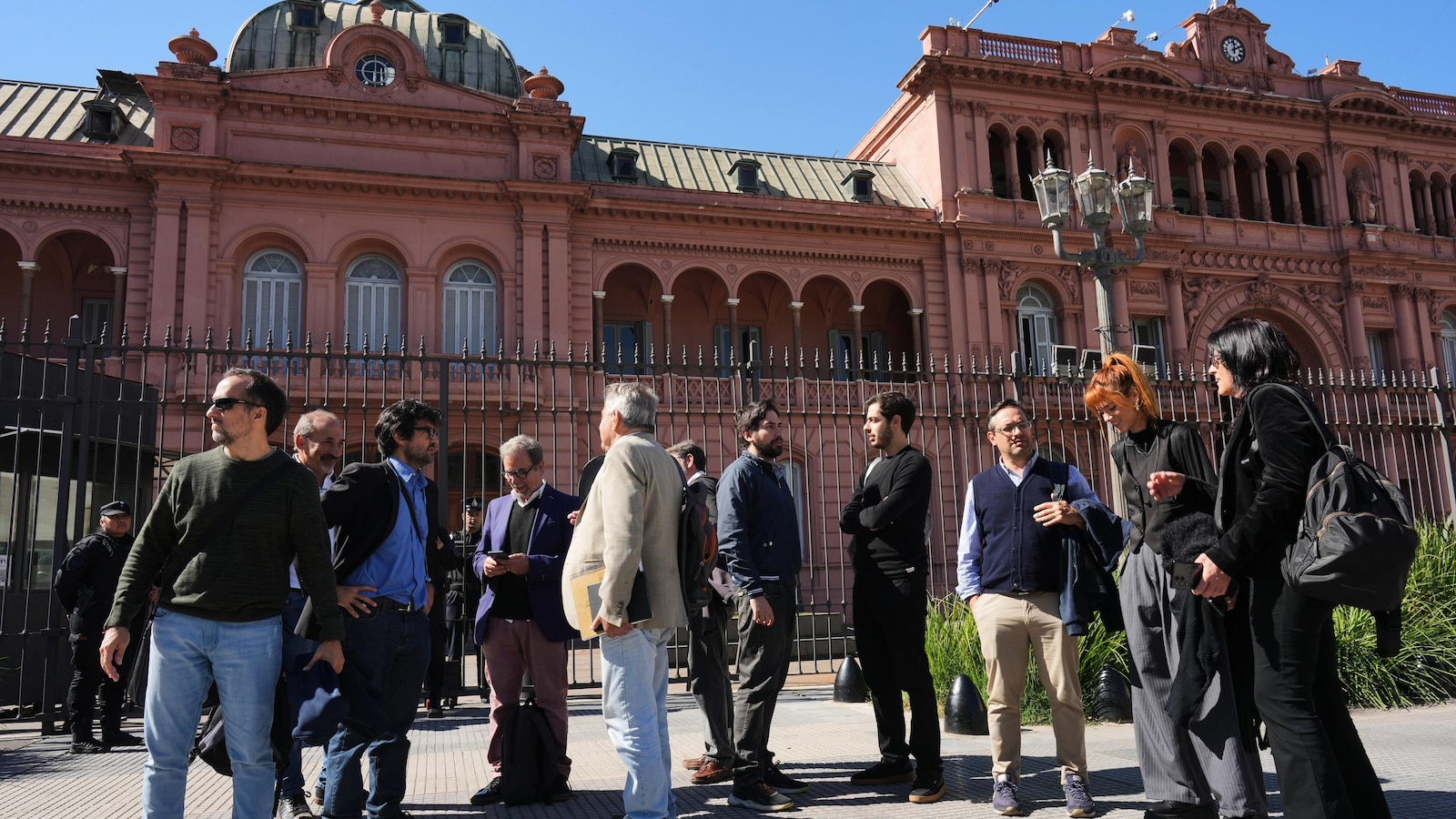 Argentina's leader bars journalists from government HQ, raising concerns about press freedom