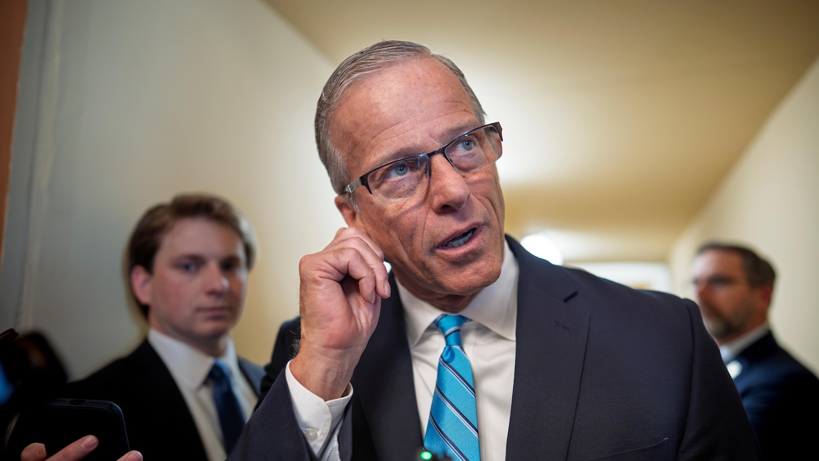 Van TMZ tot Trump neemt de druk toe om het Congres weer gedeeltelijk te sluiten