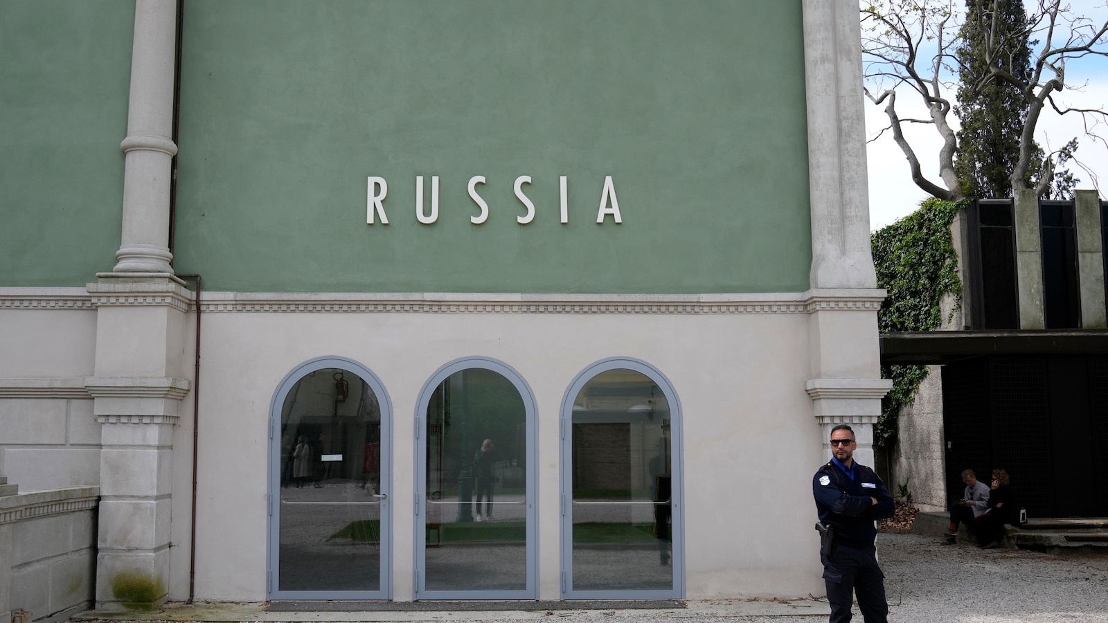 EU pulls $2.4 million from Venice Biennale over Russia's return