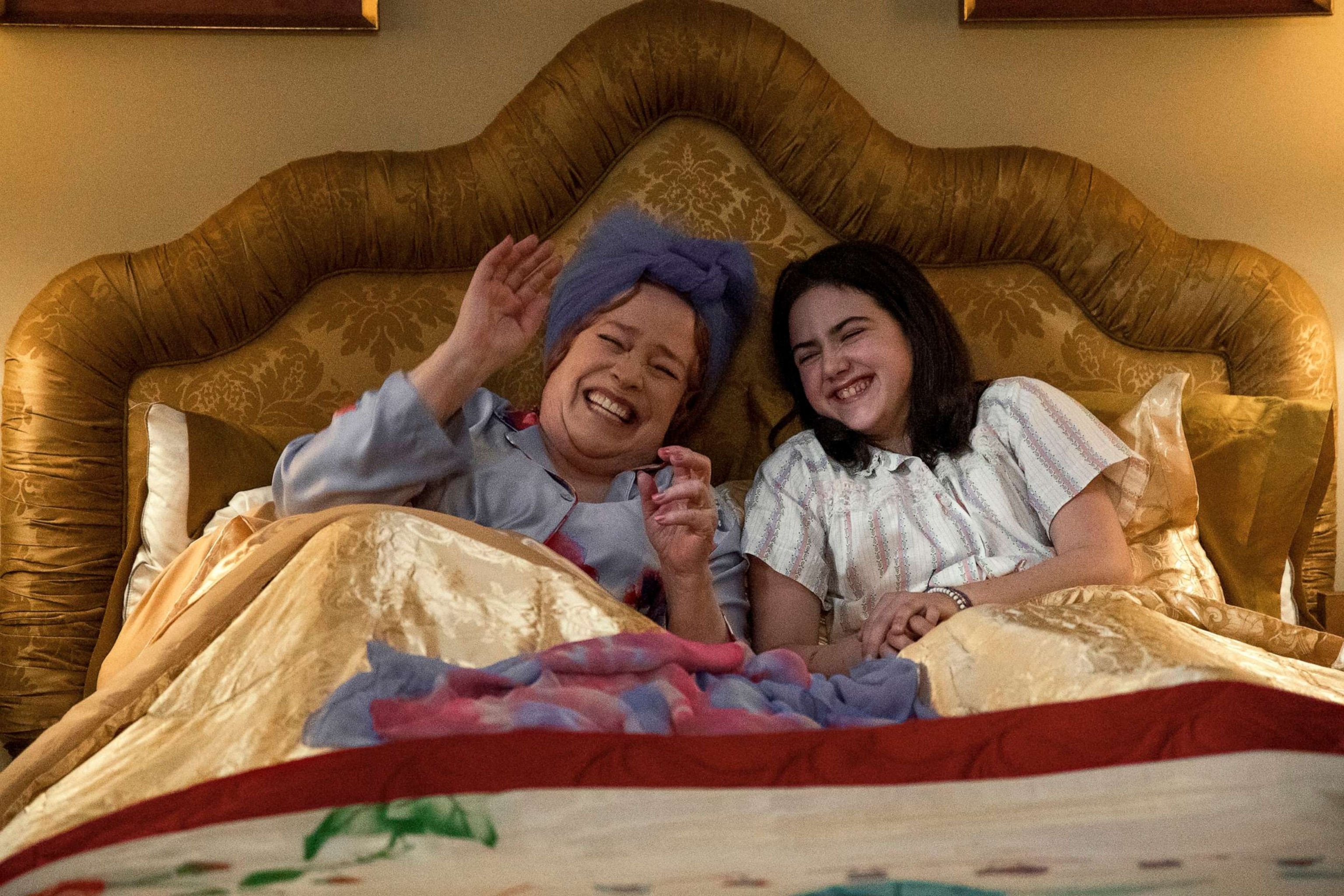 PHOTO: Kathy Bates as Sylvia Simon and Abby Ryder Fortson as Margaret Simon in a scene from the movie, "Are You There God? It's Me, Margaret."