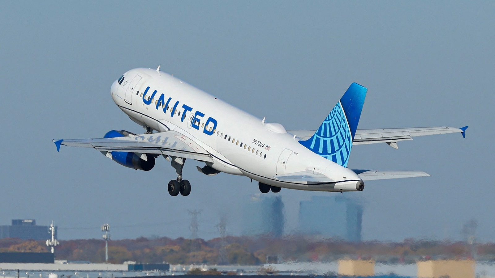 United passenger says weather diversion on flight to Chicago led to 20-hour travel nightmare
