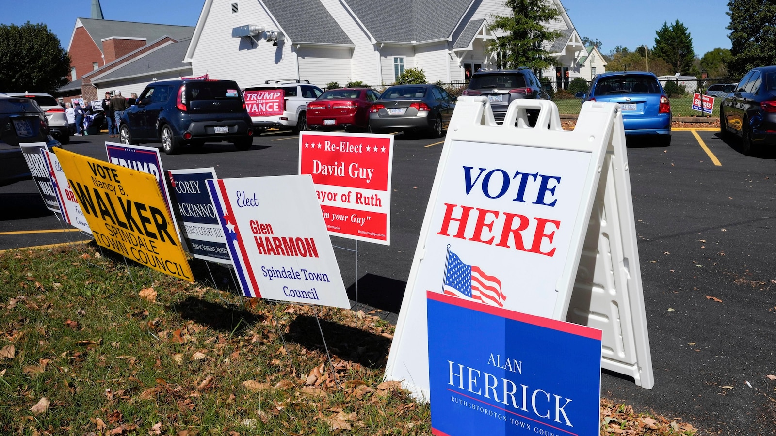 Judge rejects Democrats’ plea for early voting sites at 3 North Carolina universities