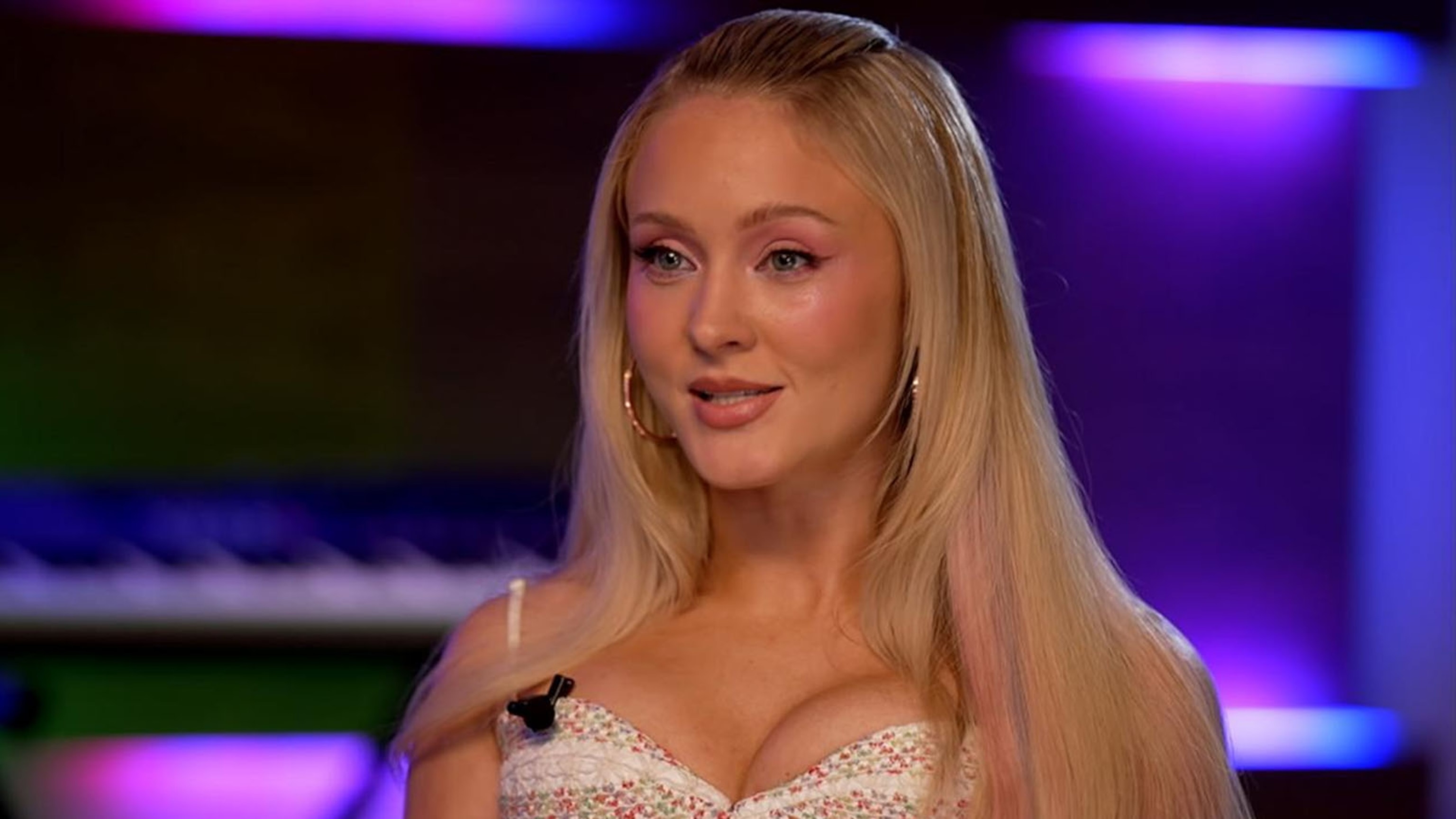 a*h様 新品！値札つき！lagua gem ロンパース　ZARA好きさんにもお Video Multi-platinum pop sensation Zara Larsson nominated for
