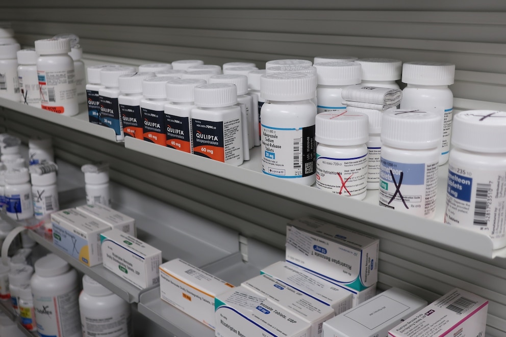 PHOTO: Drug Prices States