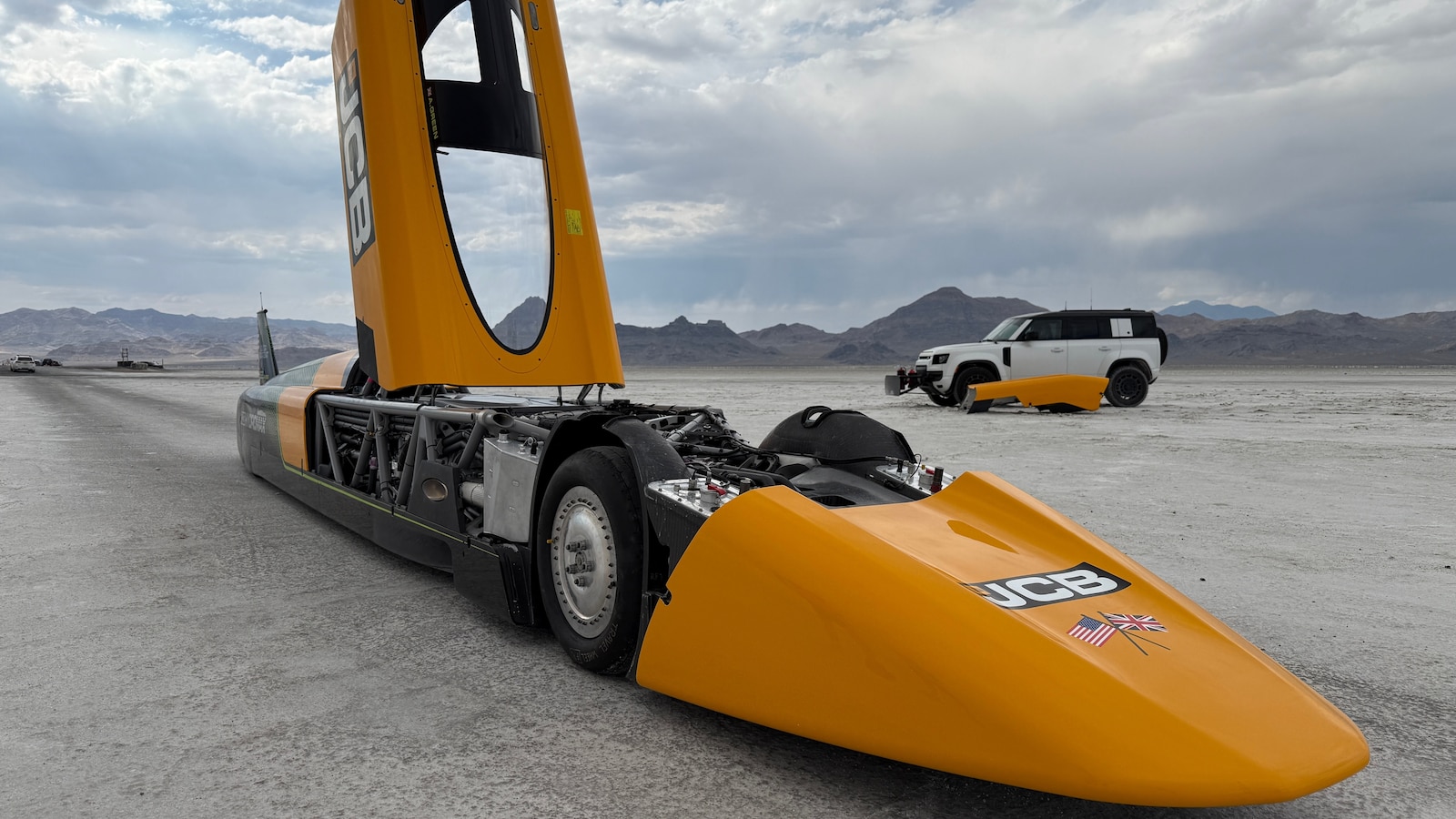 Britain’s Andy Green sets another speed record, this time for fastest run in a hydrogen-powered car