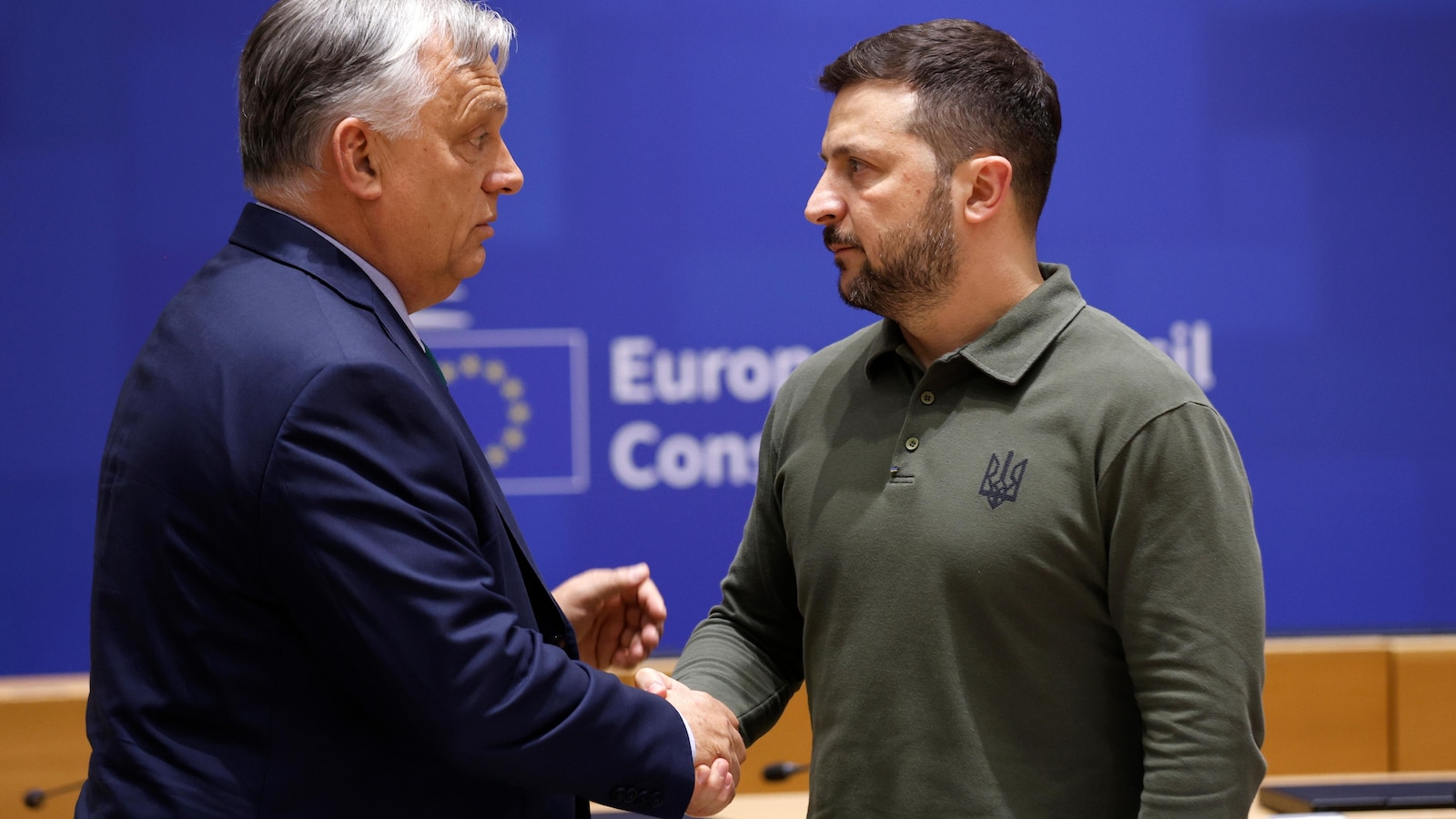 أوكرانيا تقول احتجاز موظفي البنك ومصادرة الأموال النقدية في المجر