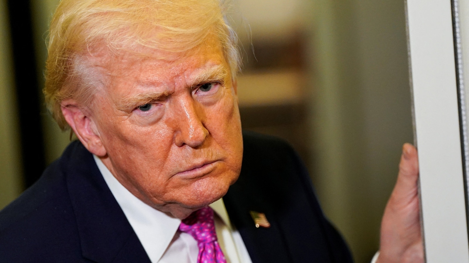 On reopening the Strait of Hormuz, Trump tries to shift responsibility away from US