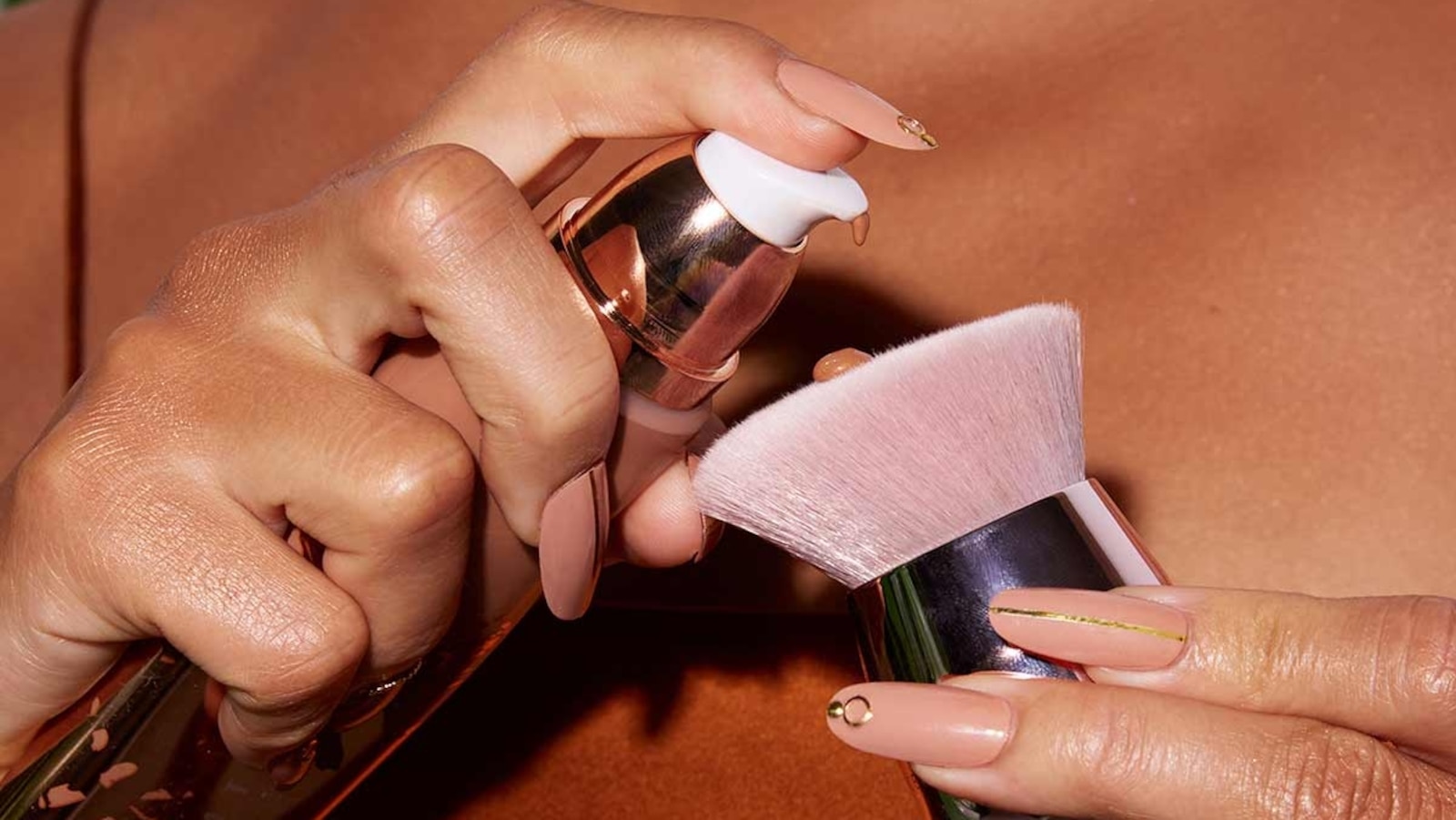 Fenty Beauty's BODY SAUCE BODY LUMINIZING TINT