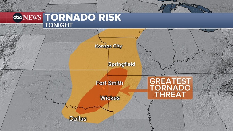 PHOTO: The greatest tornado threat will be from far northeastern Texas to just south of Springfield, Mo.