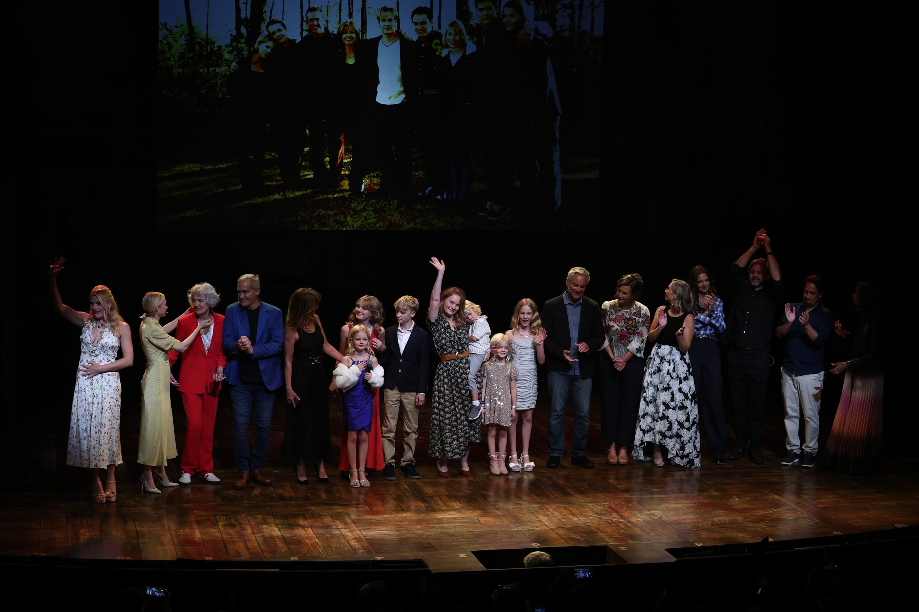 PHOTO: The cast attends the Dawson's Creek Class Reunion at Richard Rodgers Theatre, September 22, 2025 in New York Cit