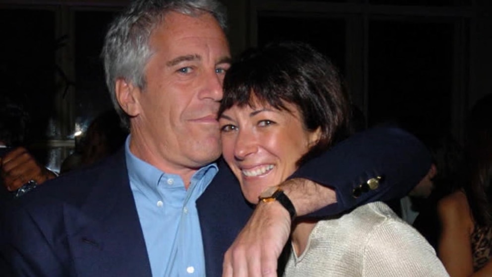 Video DOJ meets with Ghislaine Maxwell as pressure to ...