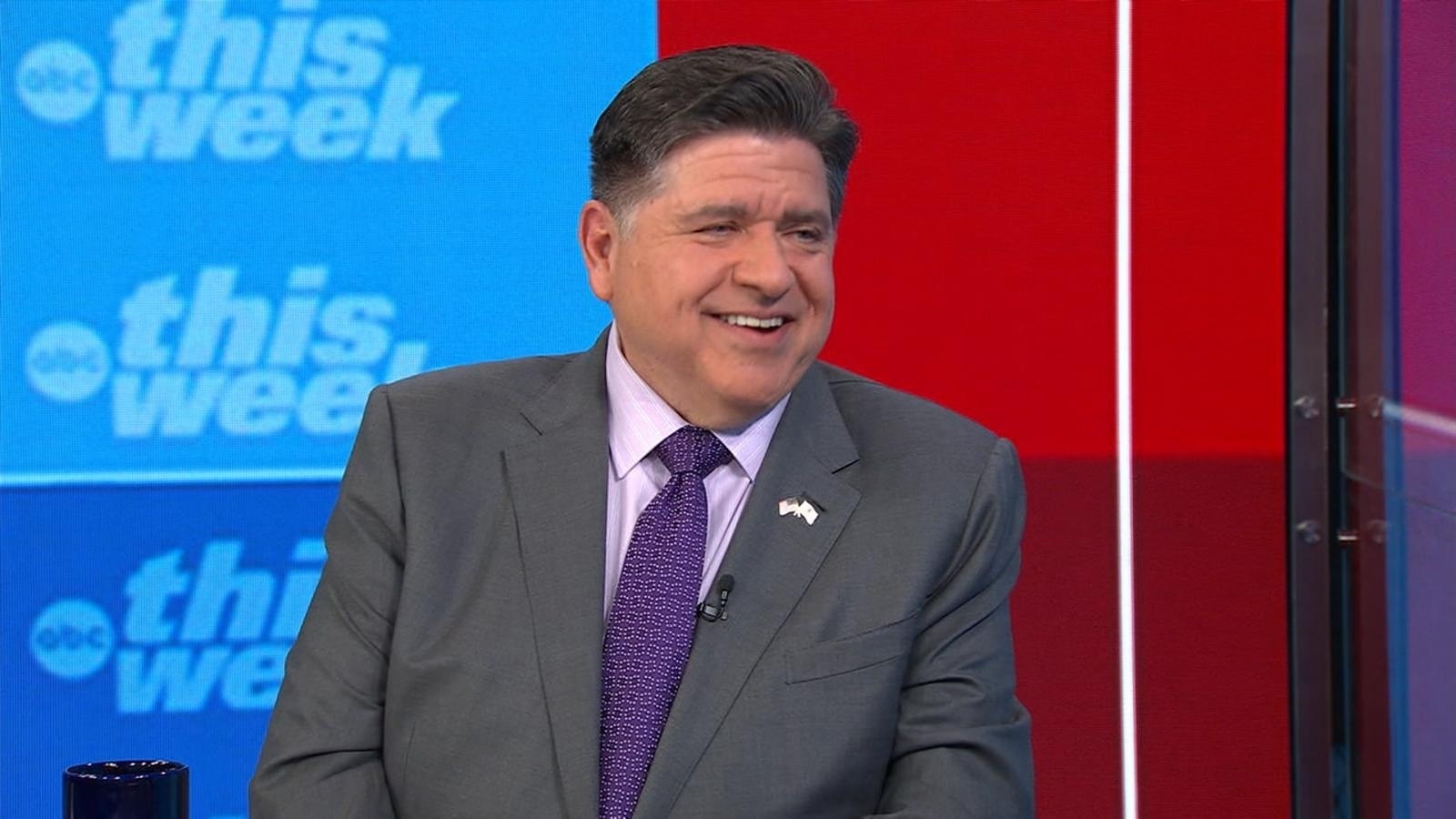 Jefe Pritzker: La IA es peligrosa “al nivel de las armas nucleares”