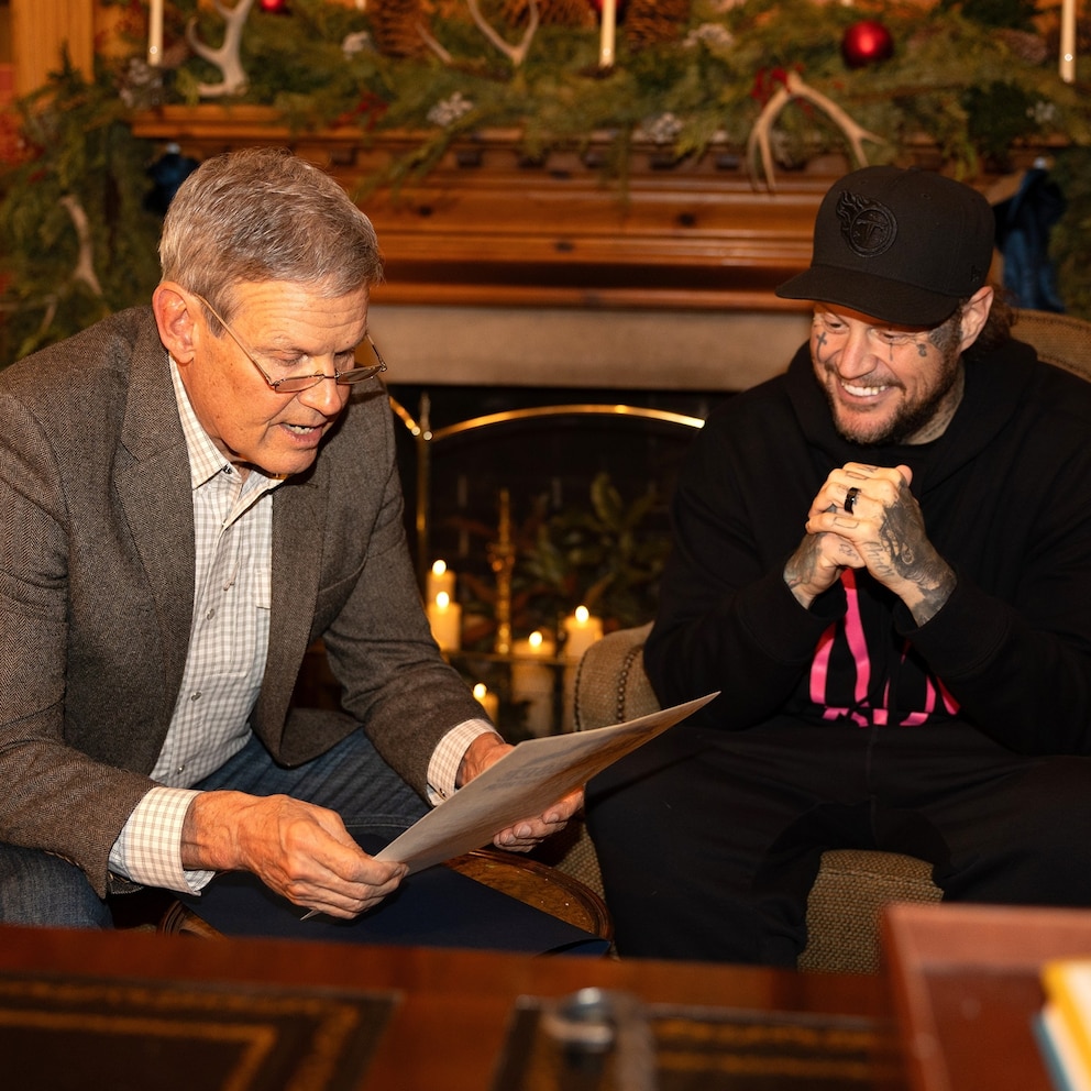 Jelly Roll receives pardon from Tennessee Gov. Bill Lee - ABC News