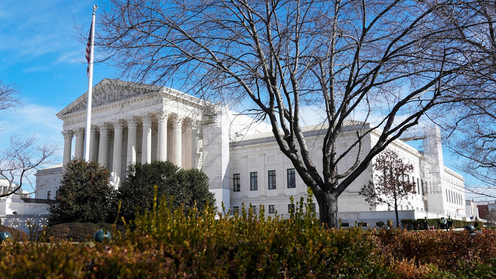  The Supreme Court could decide Monday whether Trump can be barred from the 2024 ballot