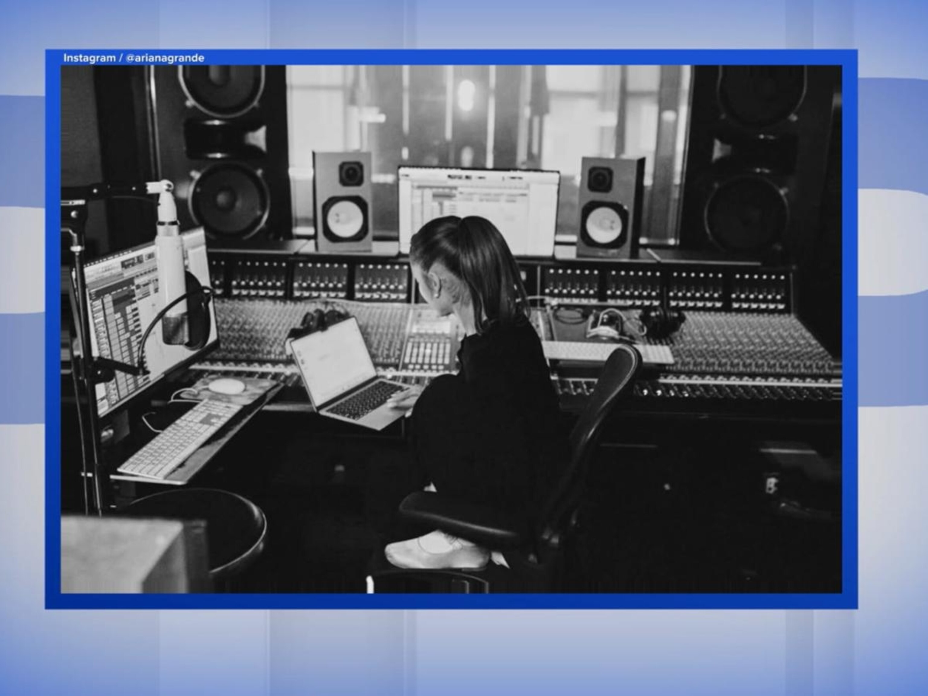 Video Ariana Grande returns to the studio - ABC News