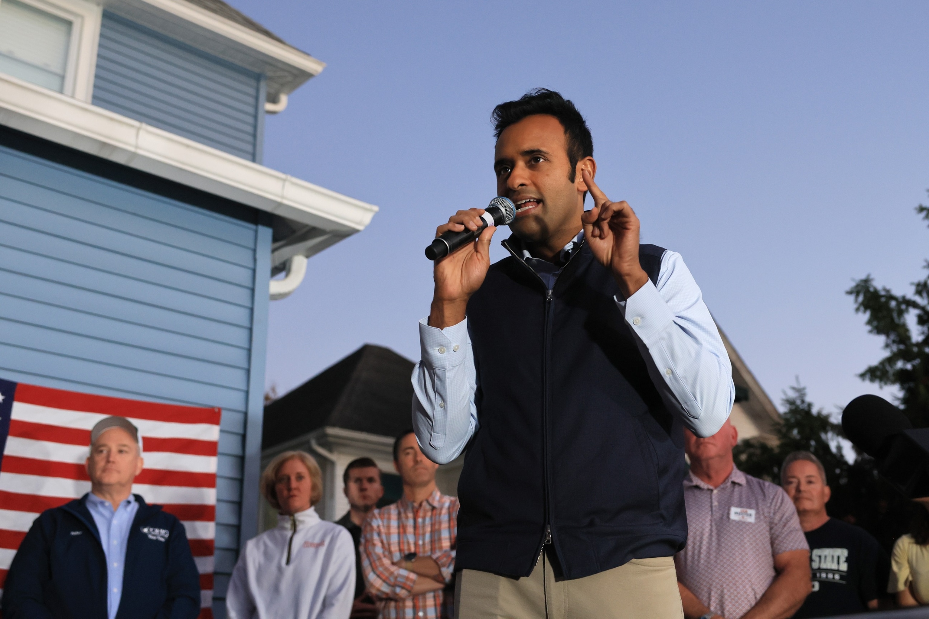 PHOTO: Ohio Republican Candidates Campaign At The Circleville Pumpkin Show Rally