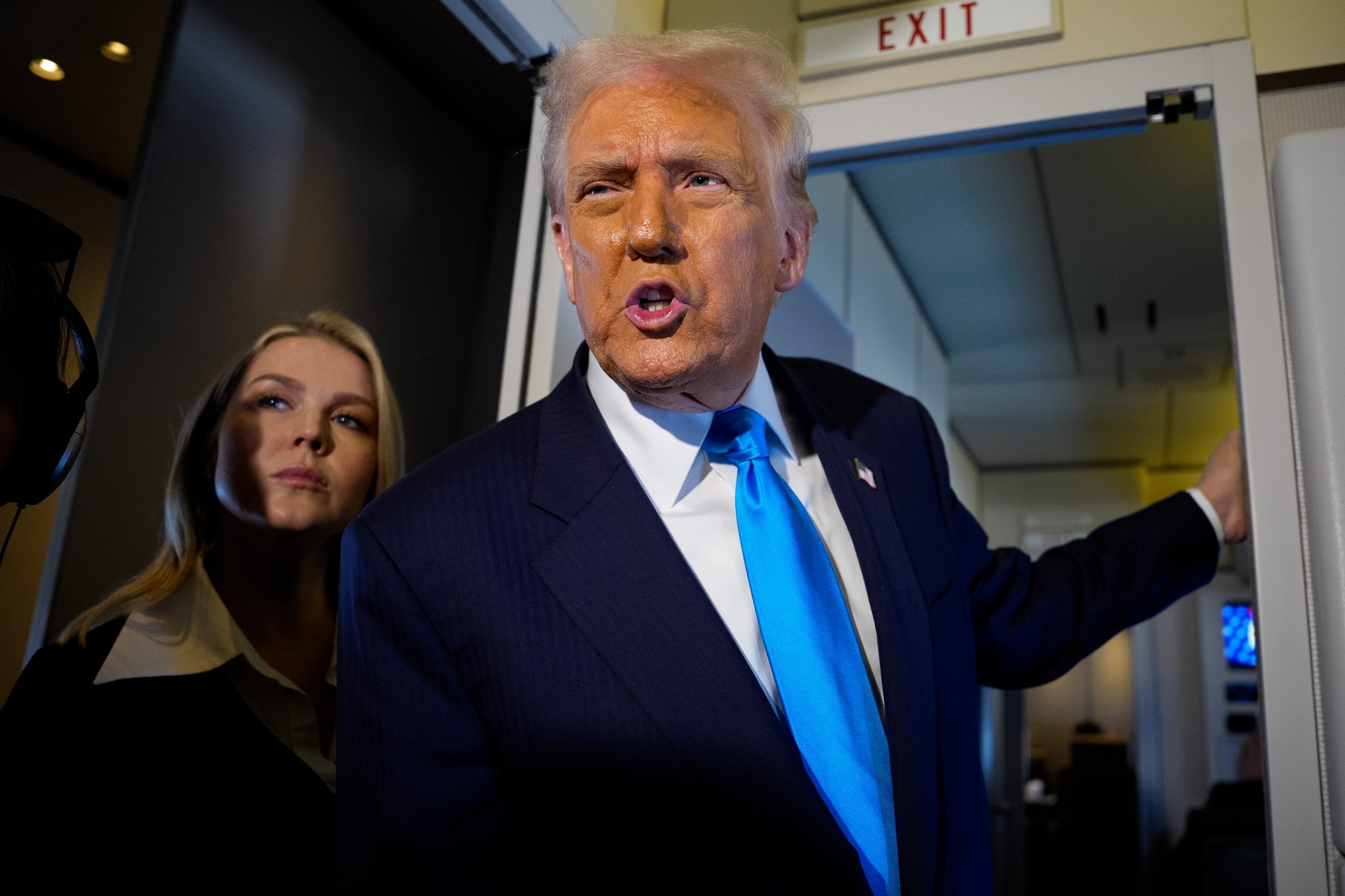 PHOTO: President Trump Departs Japan For Korea During Asia Trip