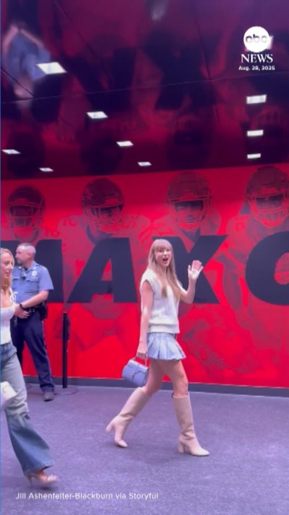 NextImg:Video Taylor Swift and Travis Kelce spotted at college football game after engagement