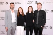 What To Know About Julianne Moore s Kids ABC News What To Know About Julianne Moore s Kids ABC News