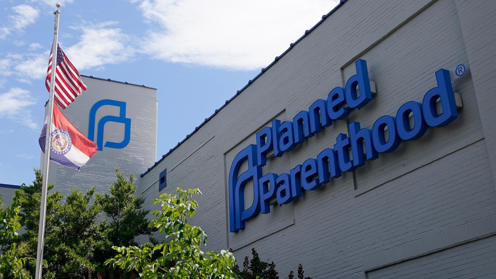 Judge blocks Trump administration’s efforts to defund Planned Parenthood