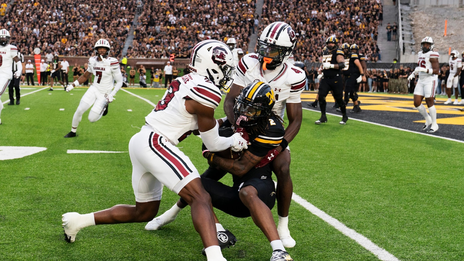 No. 23 Missouri’s ground game, stout defense secure 29-20 win over South Carolina